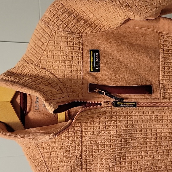 L.L. Bean jacket - Picture 2 of 4